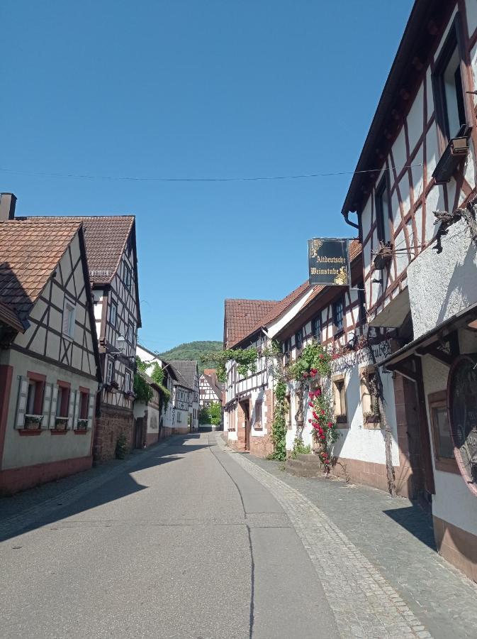 Gaestehaus Hoffmann Dörrenbach Eksteriør billede